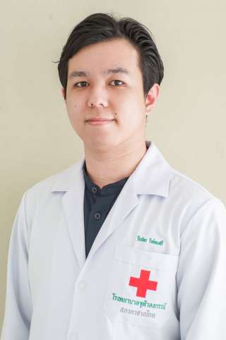 นายวีรภัทร  โวอ่อนศรี