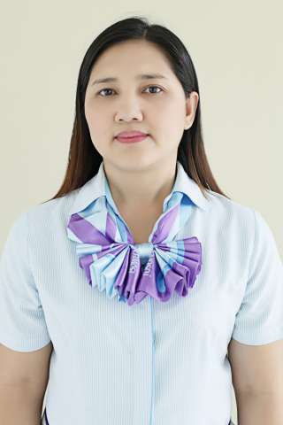 นางกนกรักษ์ อบรม